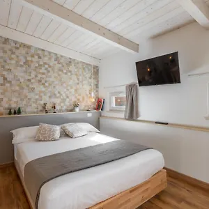 Loft 35 - Private Parking Quartu SantʼElena